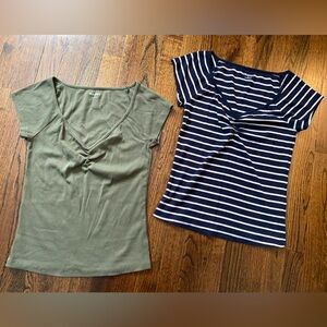 2pc Women’s Ruched Front V-Neck Top Casual Everyday Tee- Olive and Navy Stripe M